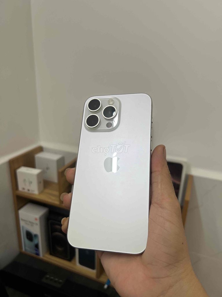 Apple iPhone 15 Pro Max 256GB Trắng. Mua bán Điện thoại tại Thành phố Dĩ An Bình Dương được đăng bởi Hoàng Long Apple hình 1