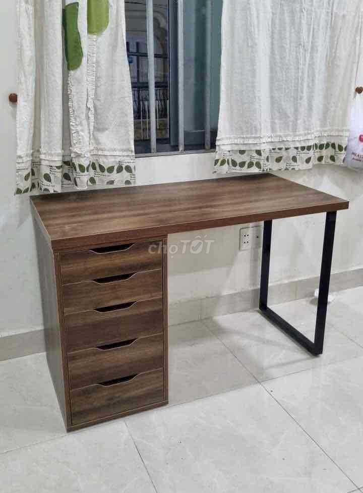 bàn ikea làm theo yêu cầu đủ màu sắc kich thước. Mua bán Bàn ghế tại Quận 3 Tp Hồ Chí Minh được đăng bởi Hồng Nhung hình 1