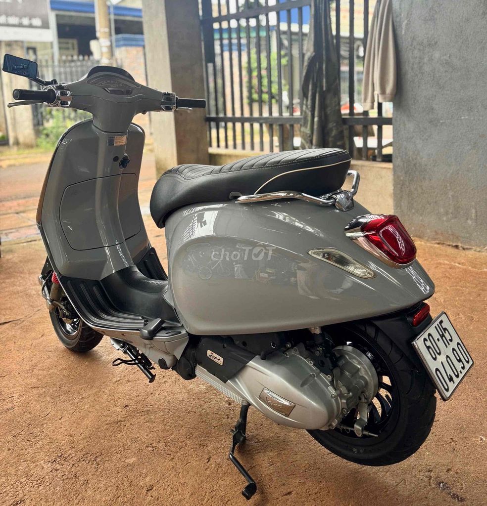 Vespa Sprint 2019 i-get abs màu Ghi. Mua bán Xe máy tại Huyện Xuân Lộc Đồng Nai được đăng bởi Thái Phong hình 5