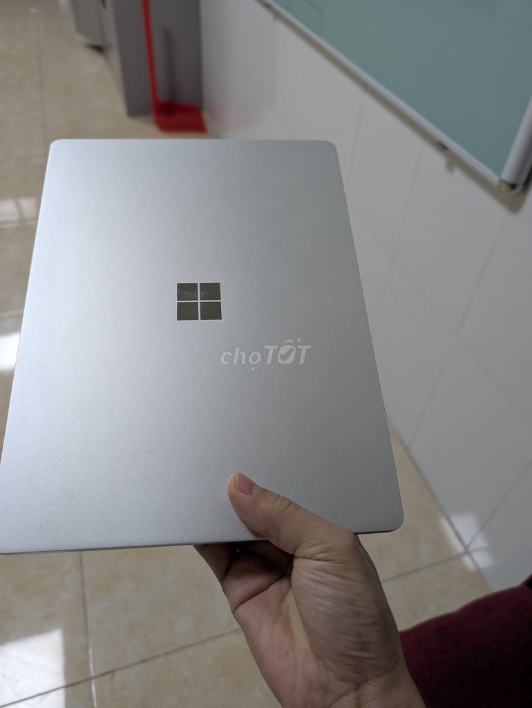 Microsoft Surface Laptop Go 2 12.4 inch 16GB/256GB. Mua bán Laptop tại Huyện Bình Liêu Quảng Ninh được đăng bởi Dũng Lèo hình 1