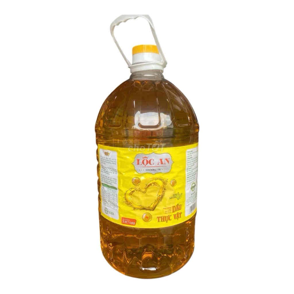 Dầu ăn Lộc An 7 lít. Mua bán Đồ ăn, thực phẩm và các loại khác tại Quận Nam Từ Liêm Hà Nội được đăng bởi Phạm Mai Phương hình 1