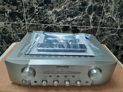 Amply Marantz PM-7004, made in Japan, 100v