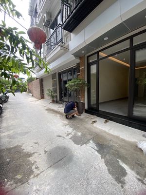 Bán nhà Vạn Phúc, Hà Đông, 9,8 tỷ, thang máy, ô tô đỗ cửa, sát GALAXY.. Mua bán nhà ở tại Quận Hà Đông Hà Nội được đăng bởi Hoàng Hân