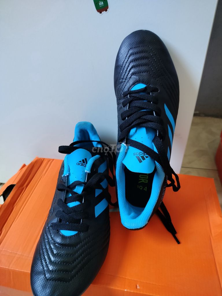 Giày đá bóng Adidas Predator Nam size 38. Mua bán Đồ thể thao, Dã ngoại tại Thành phố Thủ Đức Tp Hồ Chí Minh được đăng bởi Giày Bóng Đá  hình 1