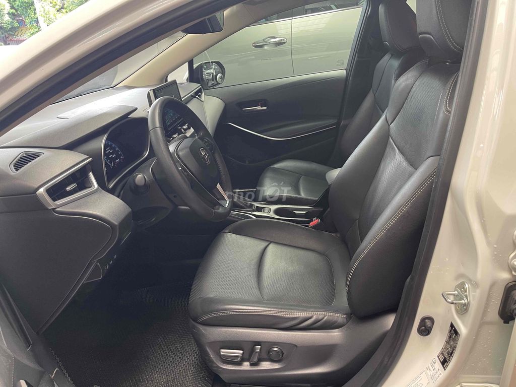 Toyota Corolla Altis 1.8V 2024