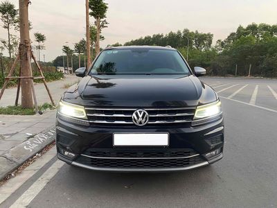 Volkswagen Tiguan 2018. Mua bán Ô tô tại Quận Nam Từ Liêm Hà Nội được đăng bởi KM Auto