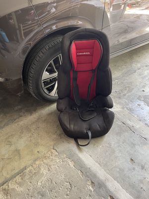 Bán ghế xe hơi dùng cho em bé