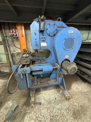 Máy đột lỗ Gusset Puncher GP-65 350x800 40kg/mm2. Mua bán Đồ chuyên dụng, Giống nuôi trồng tại Huyện Hóc Môn Tp Hồ Chí Minh được đăng bởi Hồ Văn Cam