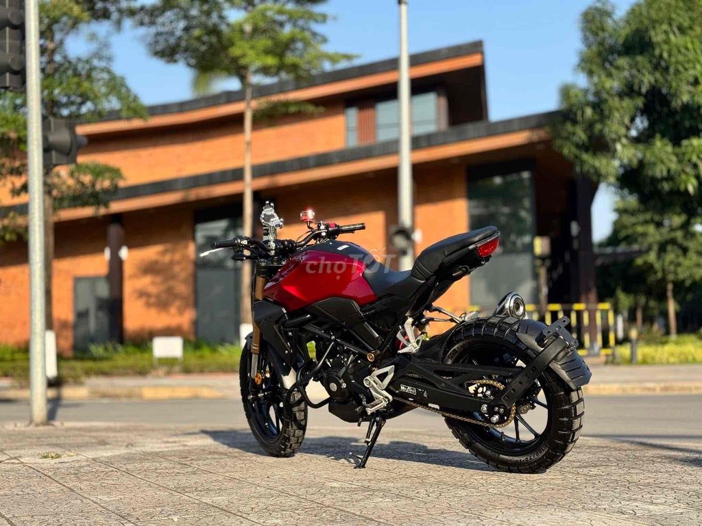 Honda CB 300R 2022 Đỏ 8000km. Mua bán Xe máy tại Quận Cầu Giấy Hà Nội được đăng bởi Tuấn Việt Motor hình 3