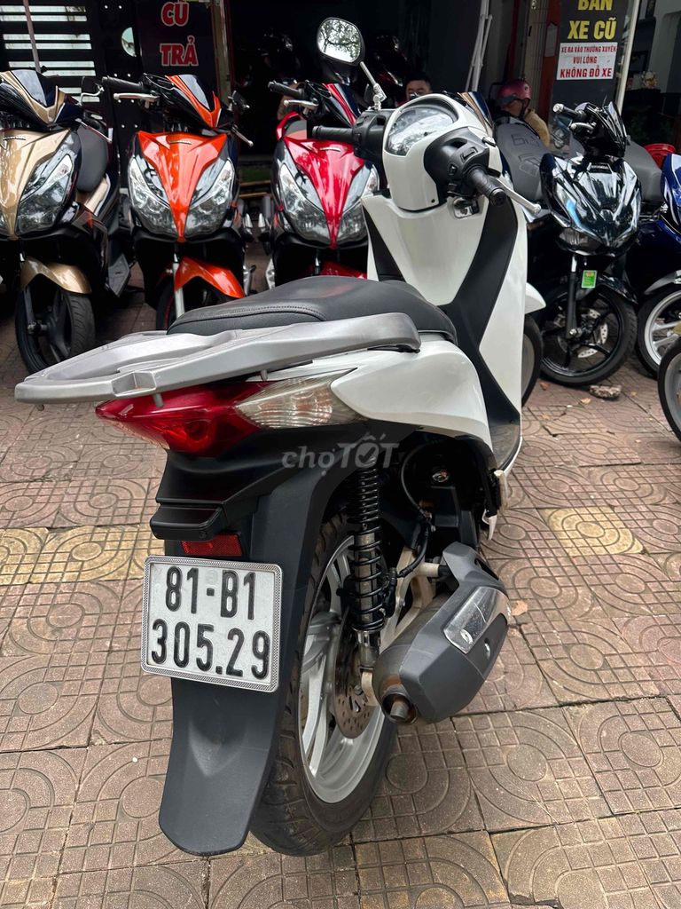 Sh 150i 2015. Mua bán Xe máy tại Thành phố Pleiku Gia Lai được đăng bởi Xe Máy Nguyễn Vũ Gialai hình 5