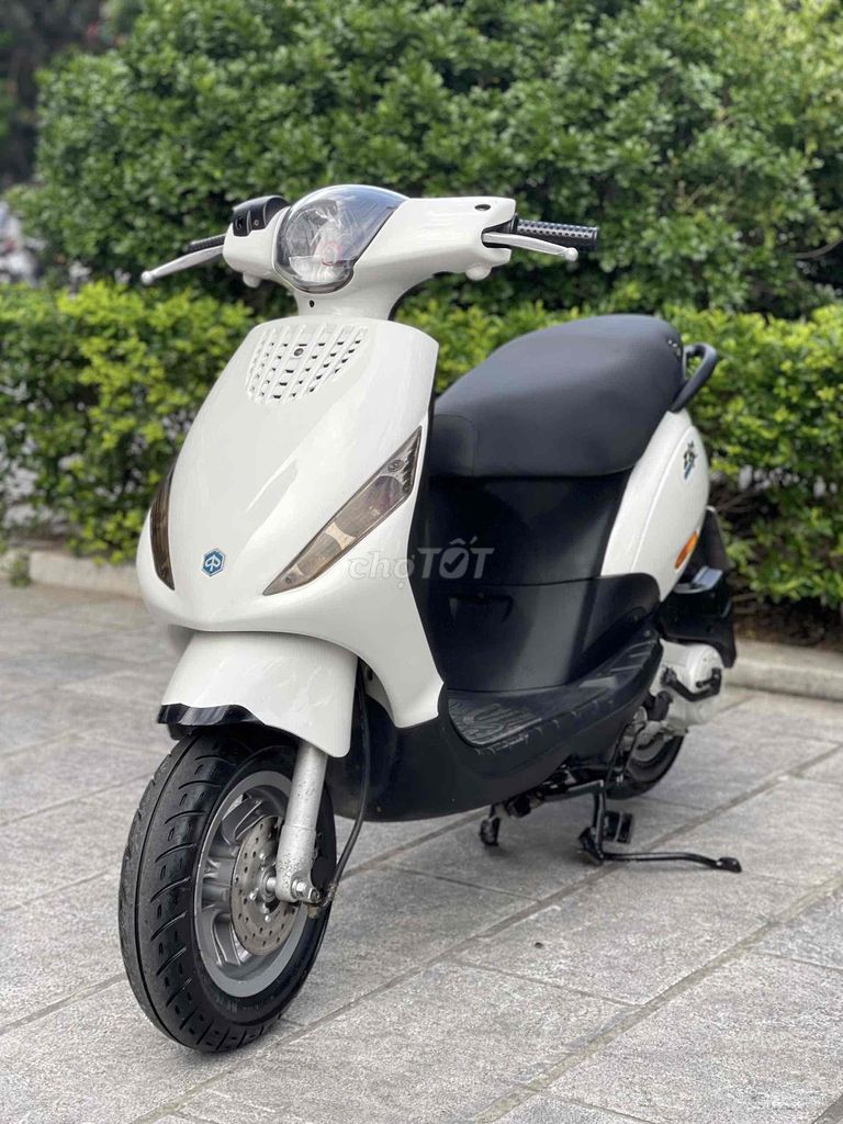 Piaggio Zip100 việt nam màu trắng thời trang!. Mua bán Xe máy tại Quận Ba Đình Hà Nội được đăng bởi Ngô Văn Tuấn hình 1