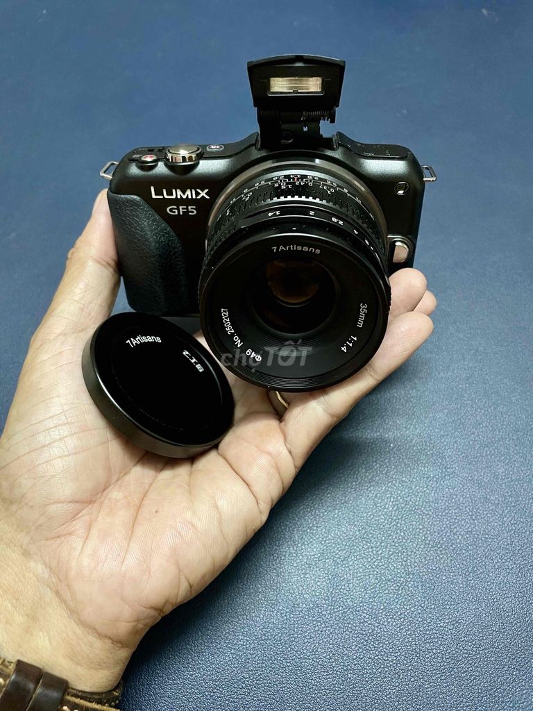 PANASONIC LUMIX GF5 cảm ứng, xoá phông - SHIP COD. Mua bán Máy ảnh, Máy quay tại Huyện Kế Sách Sóc Trăng được đăng bởi Giang Alpha hình 1