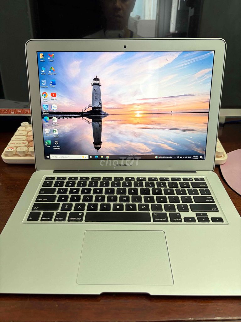 Apple MacBook Air 2014 4GB/128GB Bạc. Mua bán Laptop tại Quận 6 Tp Hồ Chí Minh được đăng bởi Dung hình 1