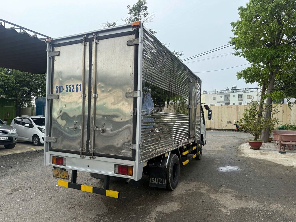 Xe Tải Isuzu 2,25 Tấn Thùng Kín 4m350 Đời 2020. Mua bán Xe tải, xe ben tại Quận 12 Tp Hồ Chí Minh được đăng bởi XE TẢI LƯỚT MIỀN NAM  hình 4