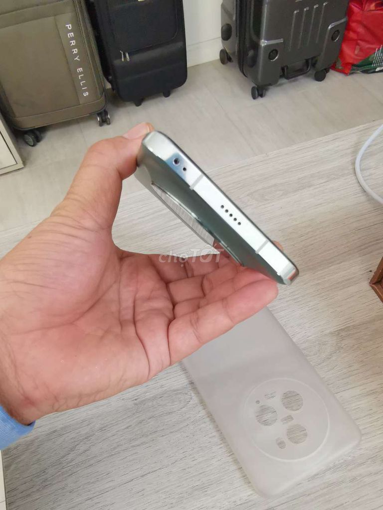 Honor Magic 5 pro. Mua bán Điện thoại tại Quận Tây Hồ Hà Nội được đăng bởi Lâm hình 1
