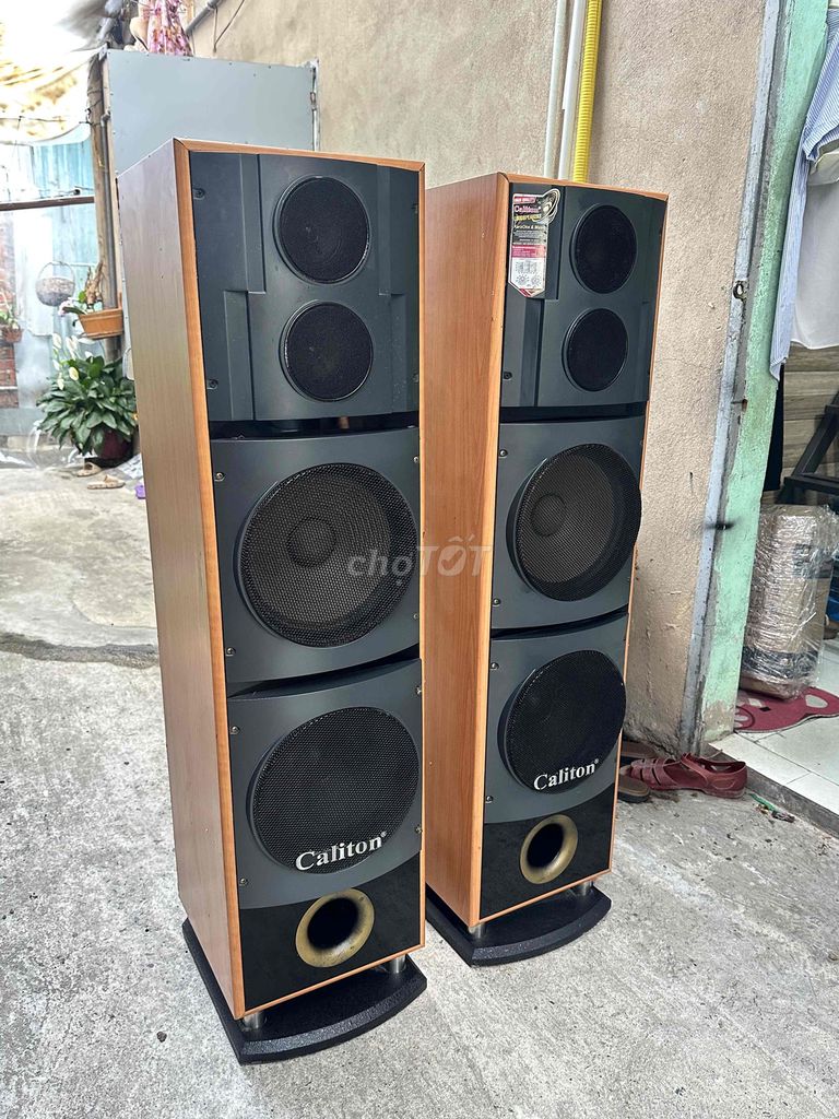 Loa đứng Caliton Gỗ Nâu bass 25 đôi công xuất khủn. Mua bán Tivi, Âm thanh tại Quận Ngũ Hành Sơn Đà Nẵng được đăng bởi Âm thanh cũ đà nẵng hình 1
