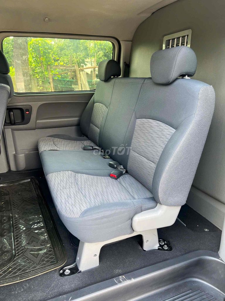 Hyundai Starex 2011 2.5D MT - 130000 km. Mua bán Ô tô tại Quận 7 Tp Hồ Chí Minh được đăng bởi Lethai hình 3