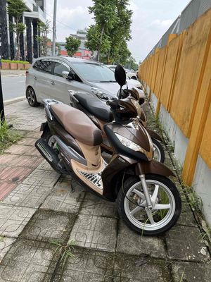 SYM Shark 125 màu Nâu. Mua bán Xe máy tại Quận Long Biên Hà Nội được đăng bởi Nhatminh