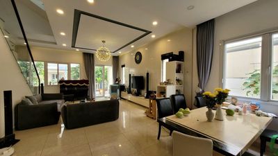 Biệt thự sân vườn 115m2 - 4 phòng ngủ Full nội thất - Sổ riêng. Mua bán nhà ở tại Thành phố Thủ Đức Tp Hồ Chí Minh được đăng bởi Nhà Dự Án Đông Sài Gòn