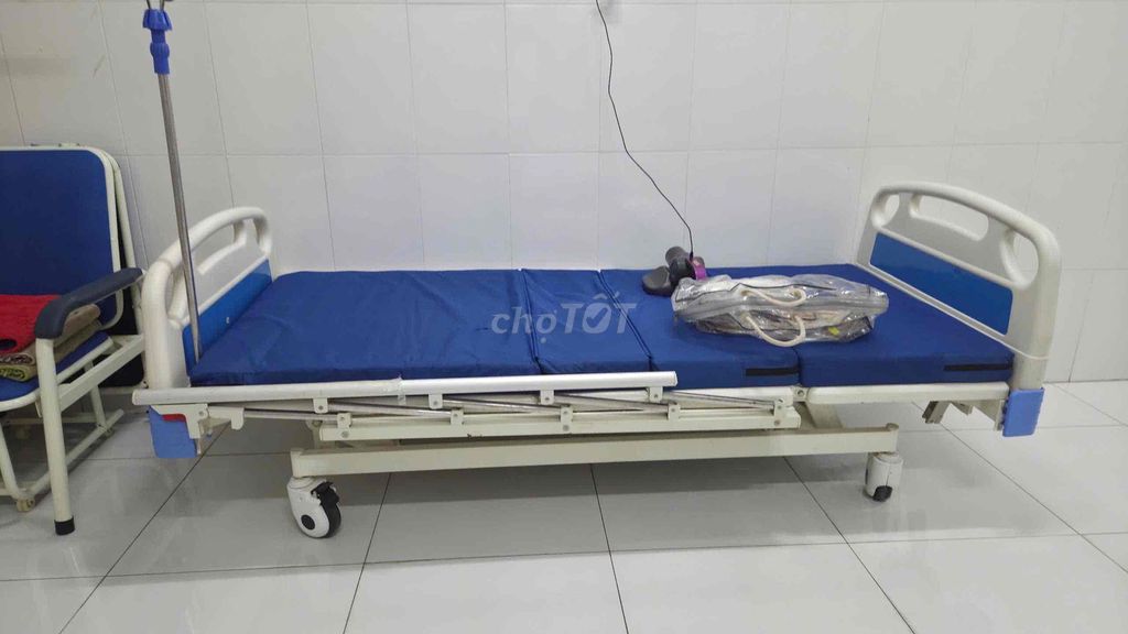 cả bộ giường nuôi bệnh , giường sub, máy maxa. Mua bán Đồ chuyên dụng, Giống nuôi trồng tại Huyện Dương Minh Châu Tây Ninh được đăng bởi Nguyễn Chí Cường hình 1