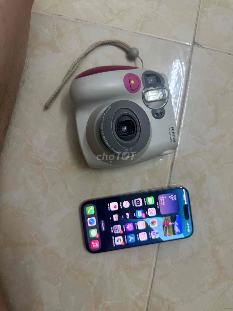 Fujifilm mini 7s Tem TGDĐ kèm iphone 15 pro 256g