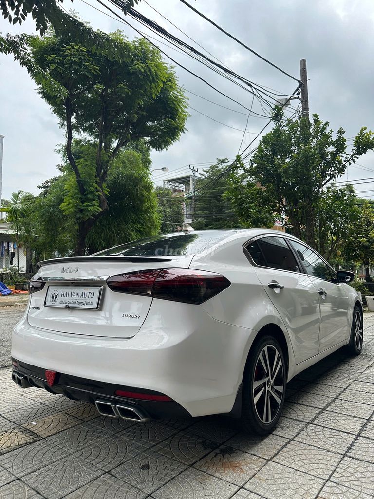 Kia Cerato 2017 1.6 MT - 88000 km. Mua bán Ô tô tại Quận Cẩm Lệ Đà Nẵng được đăng bởi Hải Vân Auto hình 3