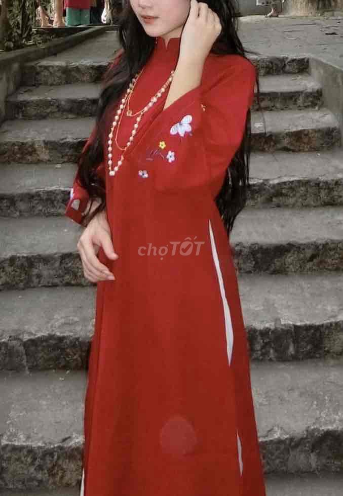 Áo dài cách tân Nữ Đỏ. Mua bán Quần áo tại Huyện Cam Lâm Khánh Hòa được đăng bởi Nguyen Thuy CatTien hình 1