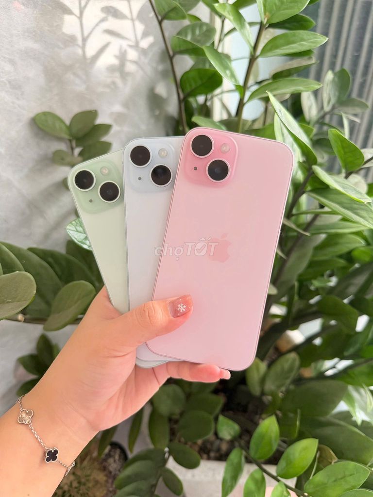 🌹🌹🌹𝟏𝟓 Plus 128gb-256gb có trả góp bao nợ xấu. Mua bán Điện thoại tại Quận Thanh Khê Đà Nẵng được đăng bởi iZone Chuyên iPhone Đà Nẵng hình 1
