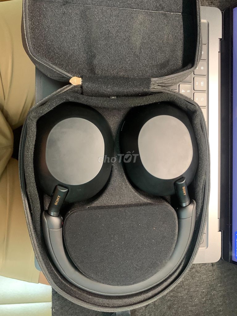 Tai nghe Sony WH-1000XM5 Đen. Mua bán Tivi, Âm thanh tại Quận 10 Tp Hồ Chí Minh được đăng bởi Nguyên Tạ Phúc hình 1