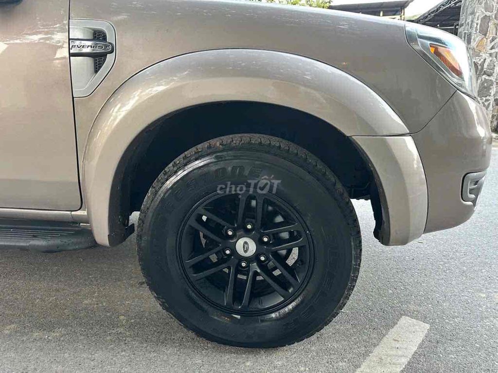 Ford Everet sx 2009. Mua bán Ô tô tại Quận Cầu Giấy Hà Nội được đăng bởi Chi Chi hình 8