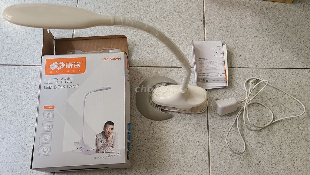 Đèn Bàn LED Chính Hãng Cảm Ứng 3 Màu 5 Chế Độ Sáng. Mua bán Đèn tại Quận Bình Thạnh Tp Hồ Chí Minh được đăng bởi Duong Minh Duy hình 1