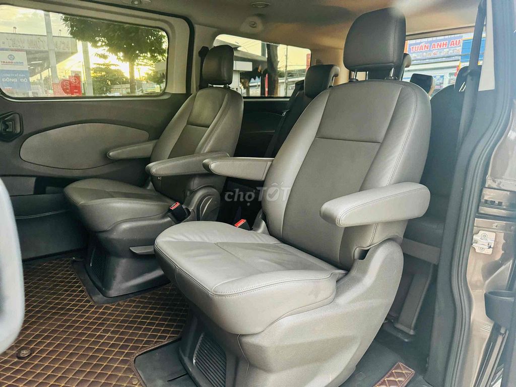 Tourneo Titan Minivan 7C, Xe đẹp ko Lỗi lầm, Hiếm. Mua bán Ô tô tại Quận 1 Tp Hồ Chí Minh được đăng bởi Ms Ly Bến Thành Ford hình 9