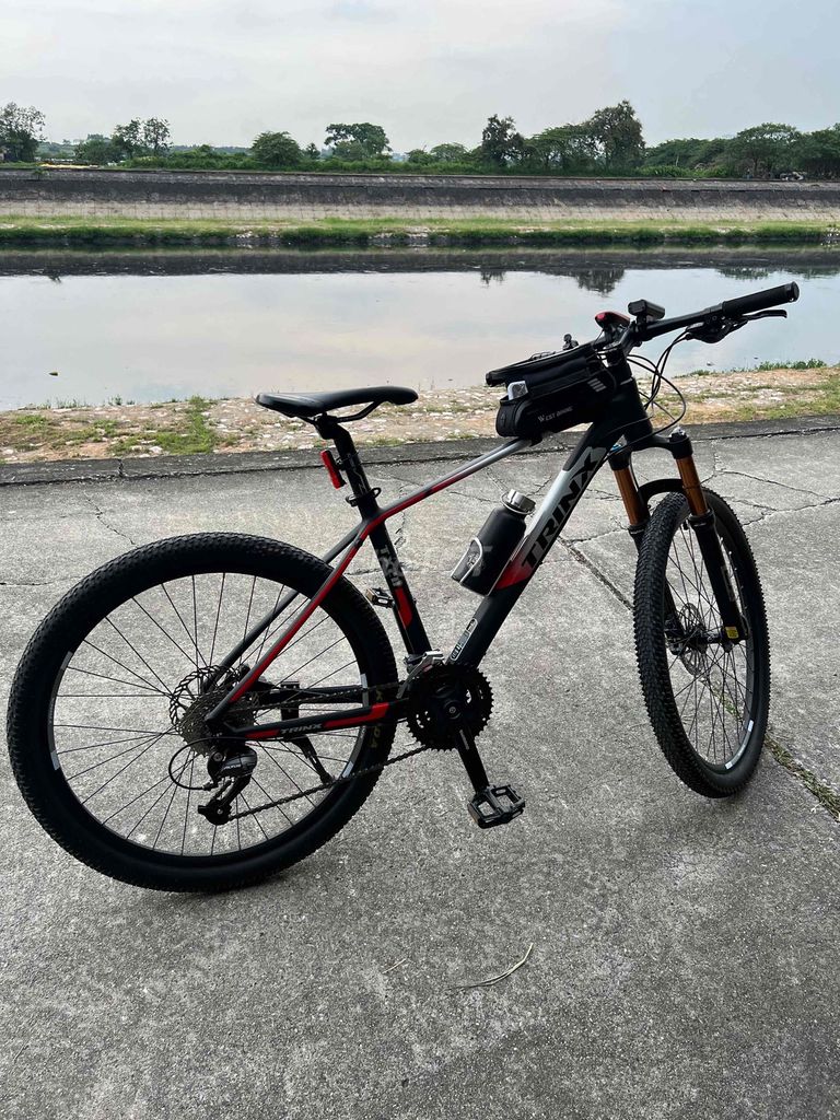 Xe đạp địa hình Trinx TX28 26 inch. Mua bán Xe đạp tại Quận Hoàng Mai Hà Nội được đăng bởi Nguyen Phuc hình 2