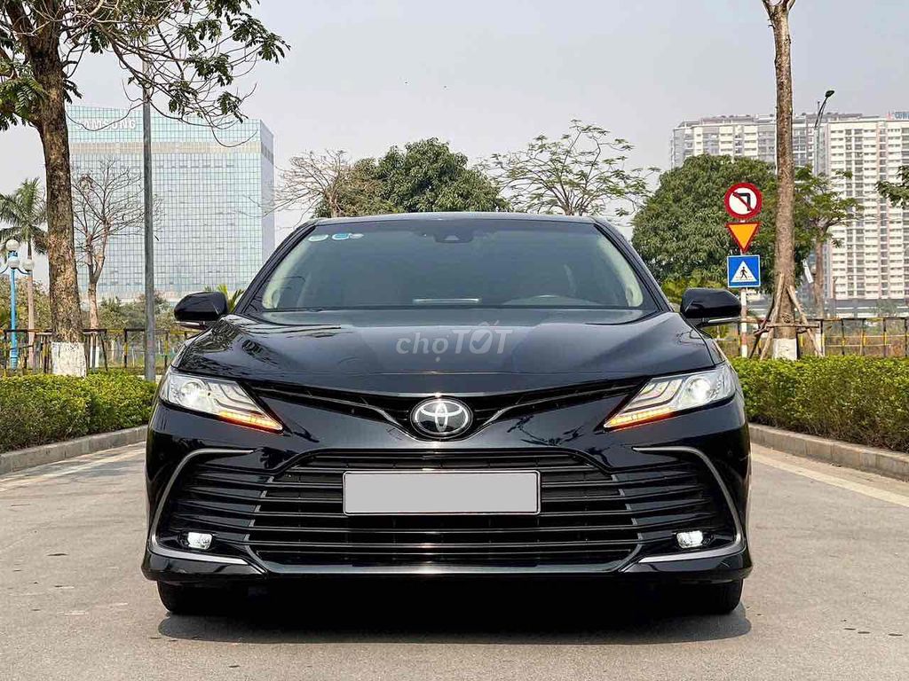 Toyota Camry 2021 2.0 Q -