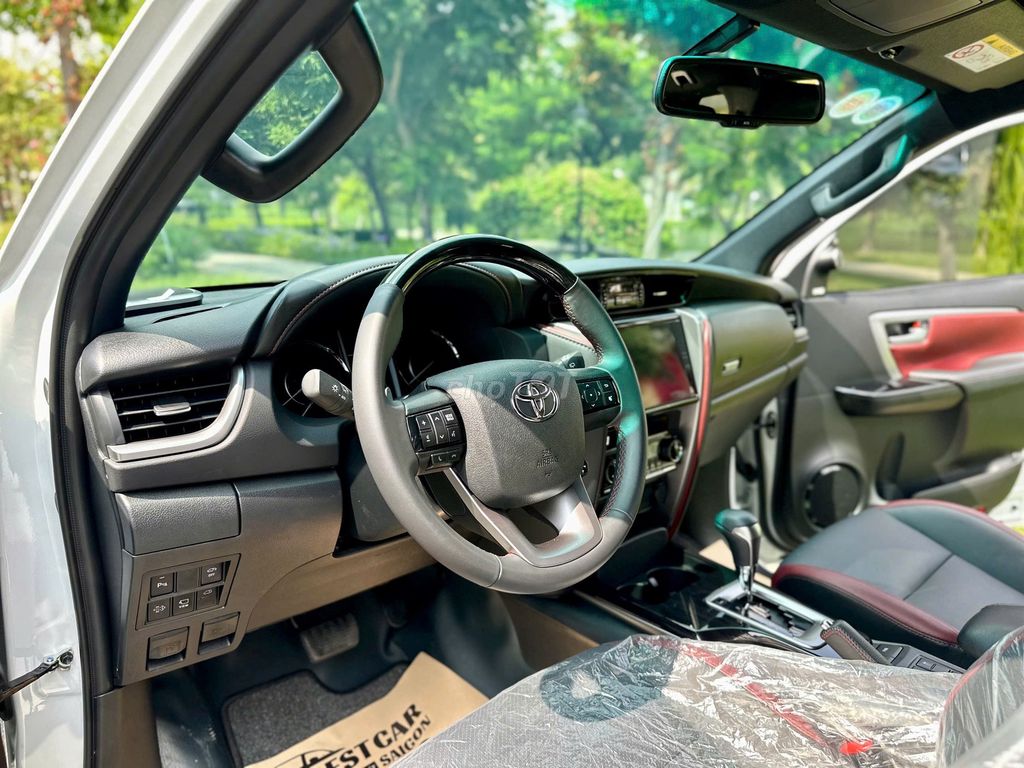 Toyota Fortuner Legender 4x2 AT 2023 - 29000 km. Mua bán Ô tô tại Thành phố Thủ Đức Tp Hồ Chí Minh được đăng bởi ĐỨC XE LƯỚT hình 6