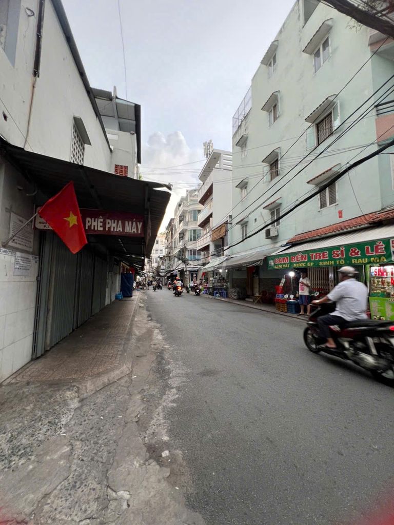 Rent · 5 bd · 45 м² · Quận 5, ул. Đường Nguyễn Trãi