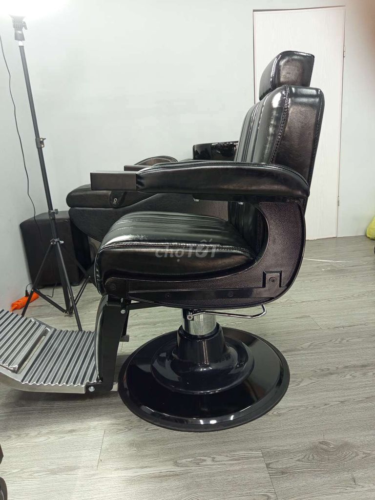 Ghế cắt tóc nam. Mua bán Bàn ghế tại Thành phố Sa Đéc Đồng Tháp được đăng bởi Phúc hình 1