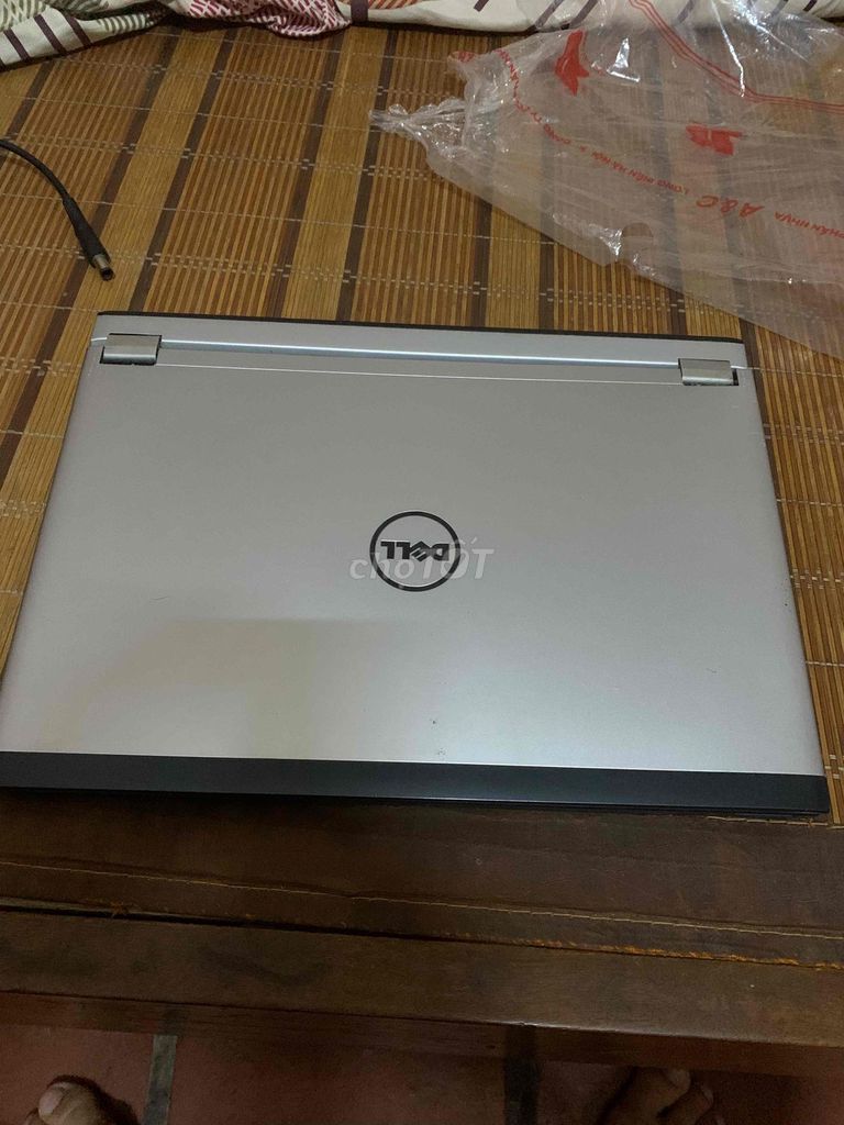 BÁN XÁC LAP TOP Latiture 3330 i5. Mua bán Laptop tại Quận Hà Đông Hà Nội được đăng bởi DƯƠNG HẢI 6511 hình 1