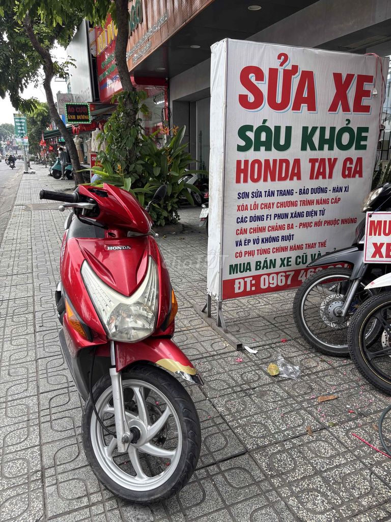 Bán xe Click. Mua bán Xe máy tại Quận Gò Vấp Tp Hồ Chí Minh được đăng bởi Vy hình 1