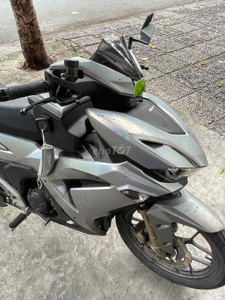 Honda Winner X màu xám. Mua bán Xe máy tại Quận 3 Tp Hồ Chí Minh được đăng bởi Đức Anh hình 1