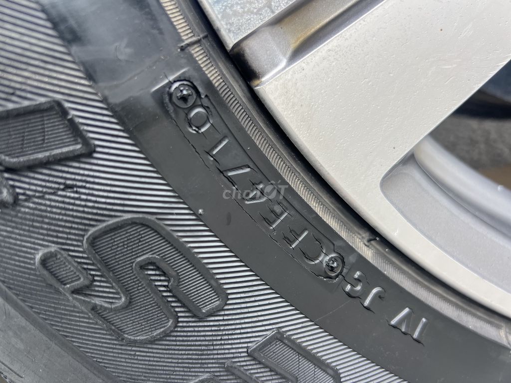 Ford Everest 2011 2.5L 4x2 MT - 60 km. Mua bán Ô tô tại Huyện Phù Cát Bình Định được đăng bởi Lê gia vỹ hình 11