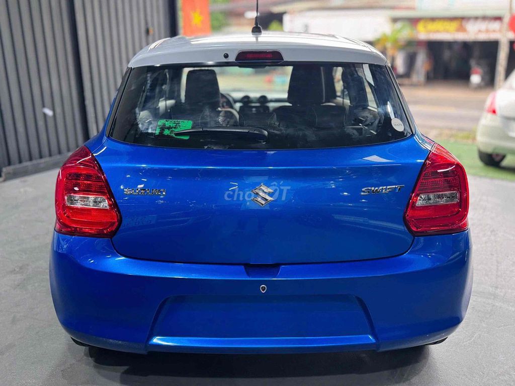 Suzuki Swift 2018 GLX 1.2 AT - 67000 km. Mua bán Ô tô tại Huyện Hóc Môn Tp Hồ Chí Minh được đăng bởi Nguyễn Duy Khánh hình 3