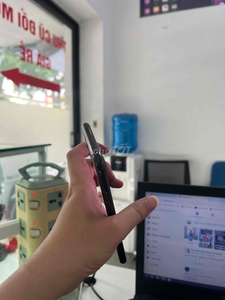 Apple iPhone 11 Pro Max 64GB Xám Đã sử dụng. Mua bán Điện thoại tại Quận Cầu Giấy Hà Nội được đăng bởi bùi đức mạnh hình 1