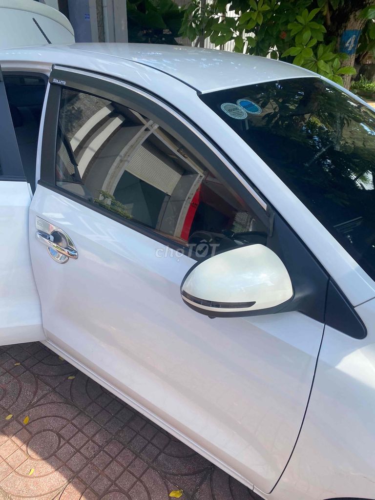 Kia Soluto 2020 1.4 AT Deluxe - 100000 km. Mua bán Ô tô tại Thành phố Buôn Ma Thuột Đắk Lắk được đăng bởi mai trung hình 11