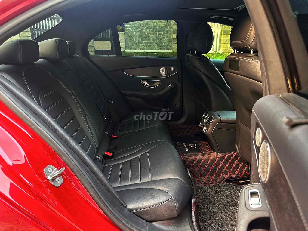 Mercedes-Benz C300 AMG 2019. Mua bán Ô tô tại Quận 7 Tp Hồ Chí Minh được đăng bởi James Do hình 10
