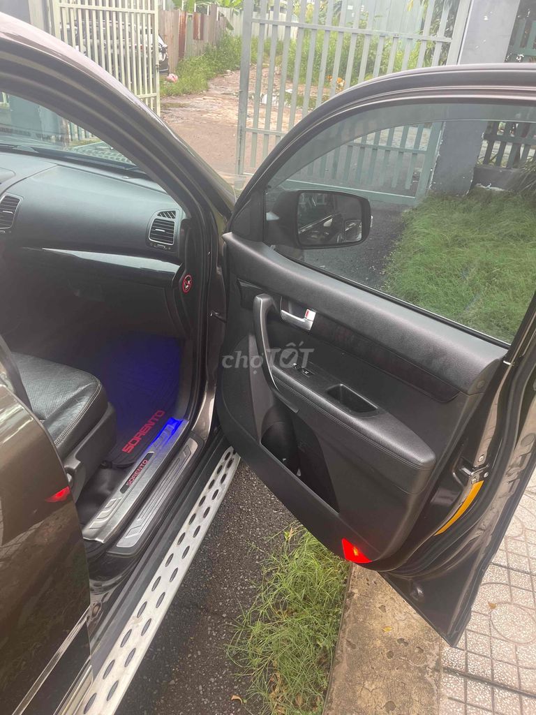 Kia Sorento 2016 2WD 2.4 GAT - 115000 km. Mua bán Ô tô tại Quận 8 Tp Hồ Chí Minh được đăng bởi Toàn  hình 8