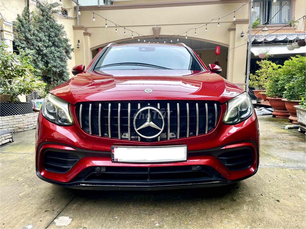 Mercedes GLC 250 4Matic 2019. Xe đẹp không lỗi. Mua bán Ô tô tại Quận 7 Tp Hồ Chí Minh được đăng bởi Ô tô Thái Hiền hình 1