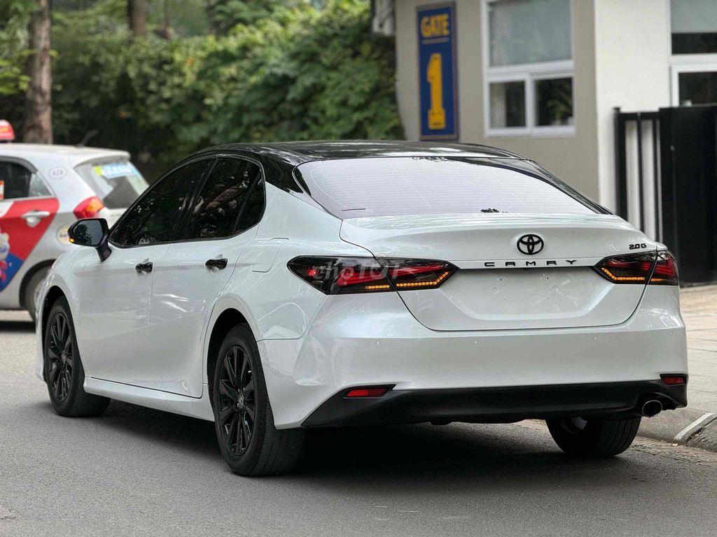Toyota Camry 2021 2.0G 56000 km. Mua bán Ô tô tại Quận Cầu Giấy Hà Nội được đăng bởi Cao Quý hình 5