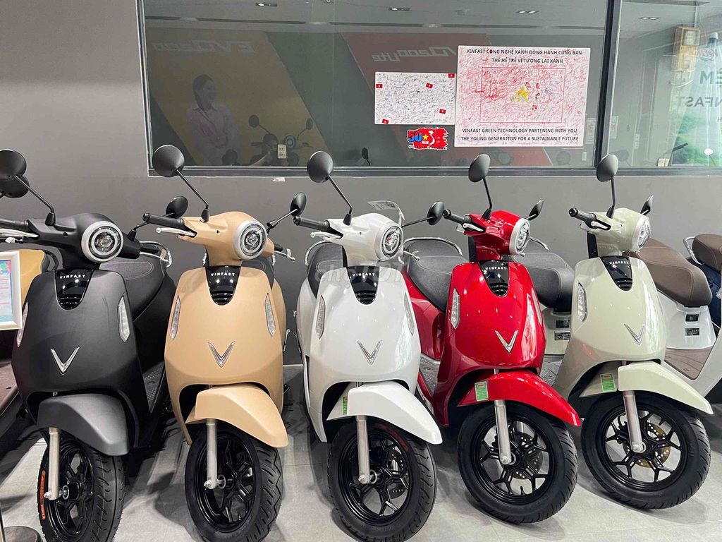 SIÊU PHẨM EVO GRAND + TẶNG BAGA SAU / KHUNG BẢO VỆ. Mua bán Xe điện tại Quận 5 Tp Hồ Chí Minh được đăng bởi Nguyễn Nghĩa hình 9