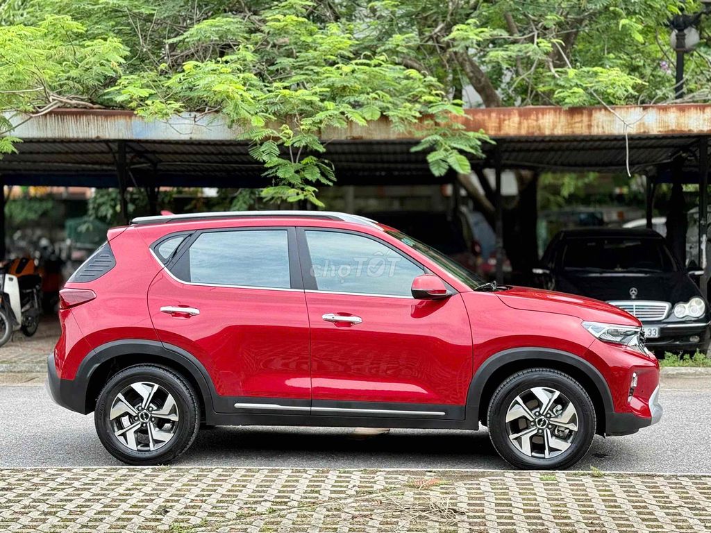 Kia Sonet Luxury 1.5 AT màu đỏ - 10.000km. Mua bán Ô tô tại Quận Cầu Giấy Hà Nội được đăng bởi Auto 6666 hình 5